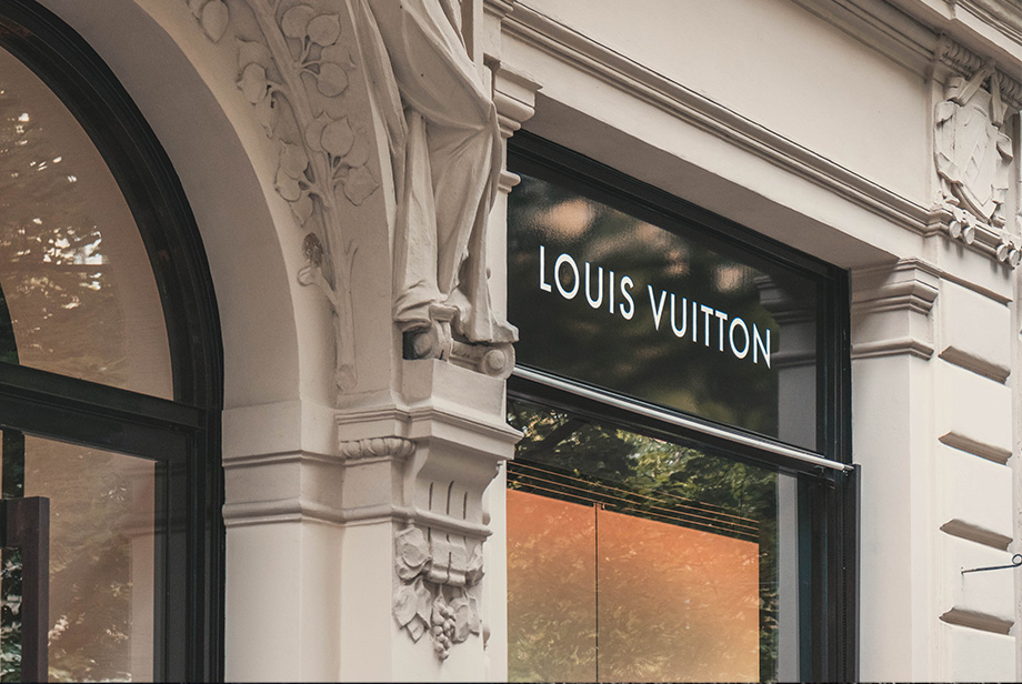 Louis Vuitton Store scent