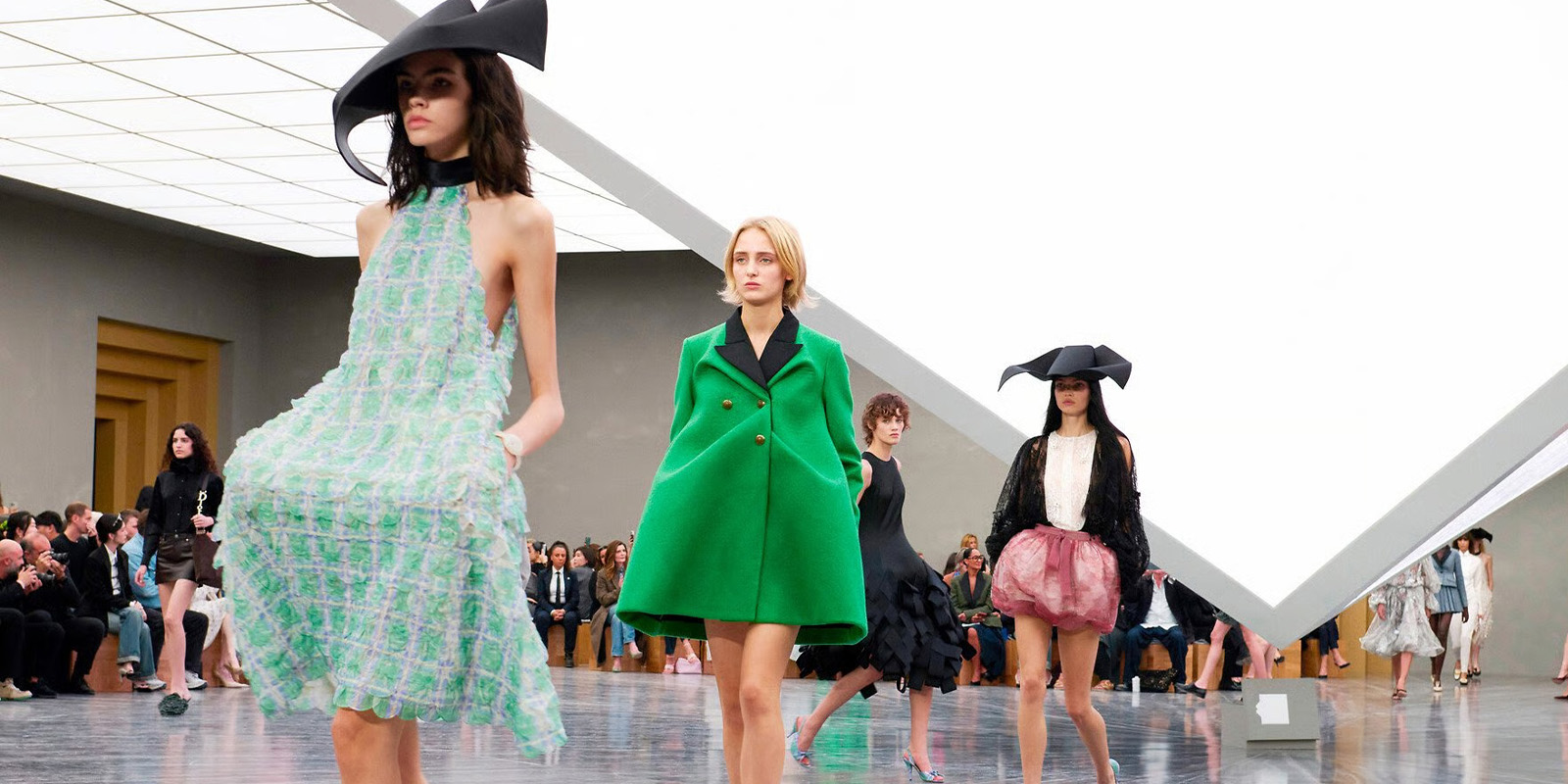 fashion show fragrance