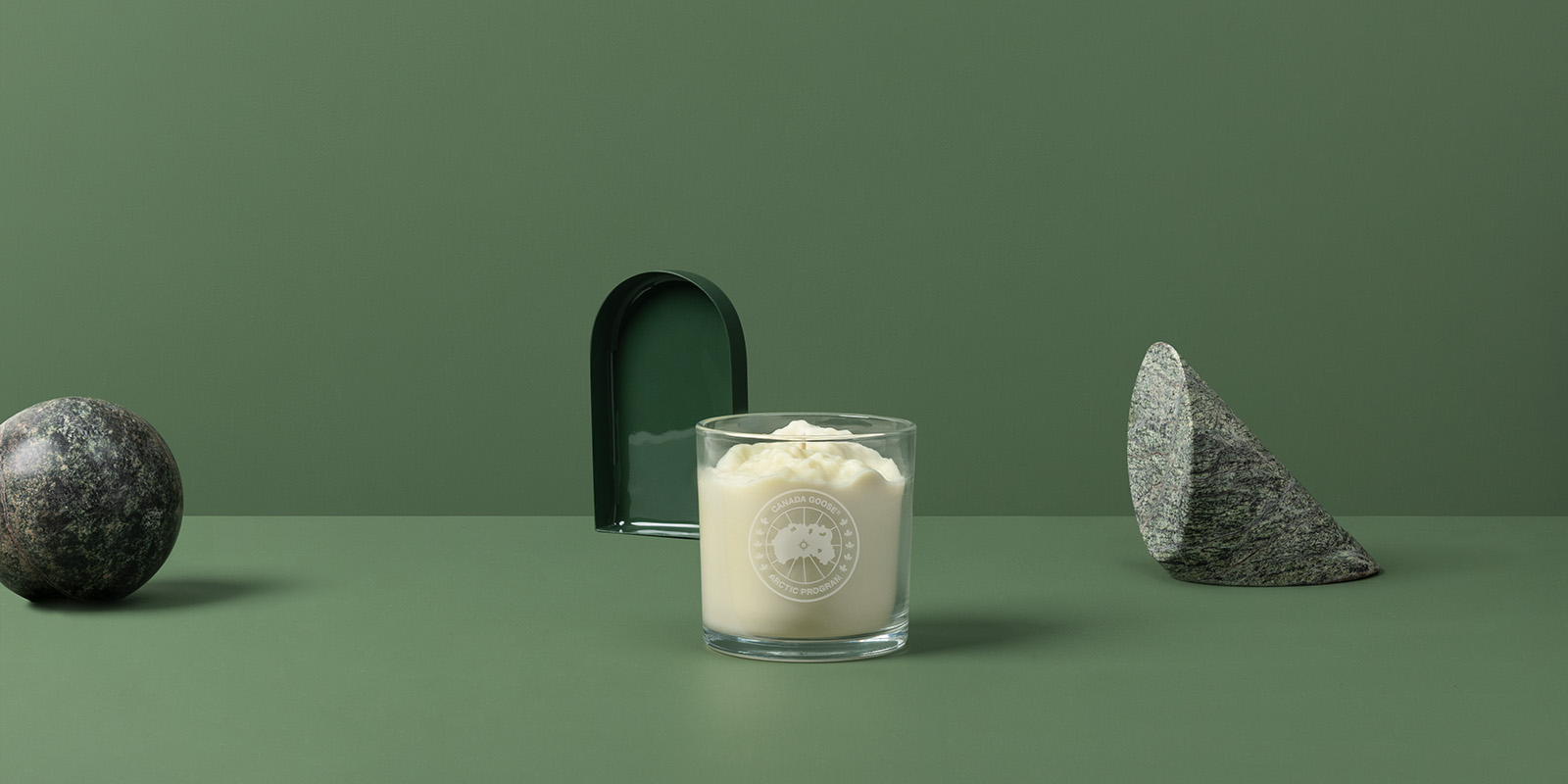 Scent Marketing Air Aroma & Canada Goose candle