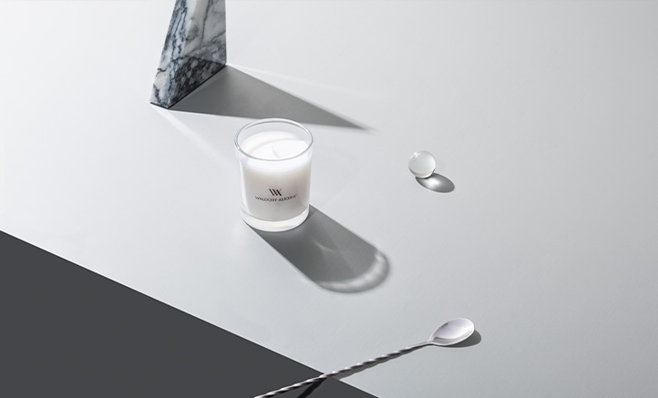 Hilton Hotels scenting Waldorf Astoria candle by Air Aroma